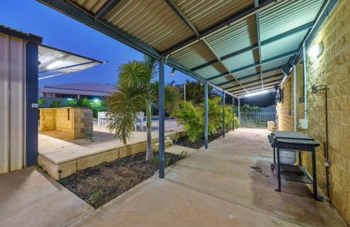 Exmouth House | 79 Nimitz Street - Family-Friendly with Pool & Pets Welcome