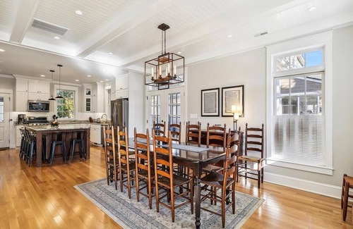 The Pines House | Spacious 7-Bedroom House Steps from the Beach with Pool