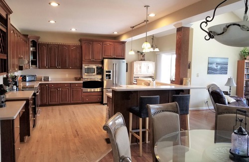 Livingston House | Pet-Friendly Getaway: 7BR with Hot Tub & Beach Access