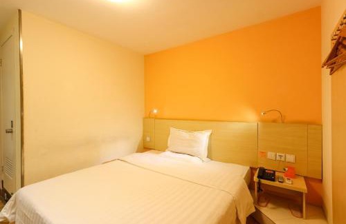 Guangzhou Hotel | Budget-Friendly Stay Near Meihuayuan Metro Station