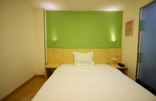 Doumen Hotel | Budget-Friendly Stay near Zhuhai Doumen District Government