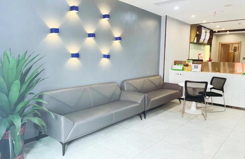 Yue Lu Hotel | Budget-Friendly 7Days Premium Changsha Yuelu Shanhu Stay
