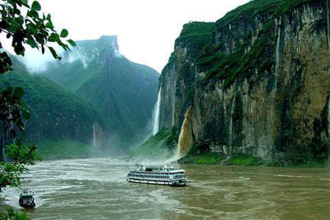 Fengjie County Hotel | Budget-Friendly 7Days Premium Chongqing Near Attractions