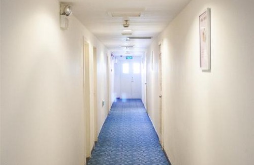 Tianhe Center Hotel | Budget-Friendly Stay at 7Days Premium Guangzhou Tianhe