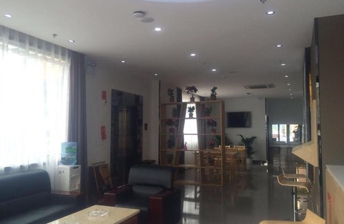 Guandu Hotel | Convenient 7Days Premium Kunming Near Subway Station