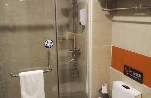 Sucheng District Hotel | Convenient Stay at 7Days Premium Suqian Yanghe Town