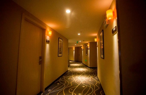 Huli Hotel | Convenient 7Days Premium by Xiamen Airport with Wheelchair Access