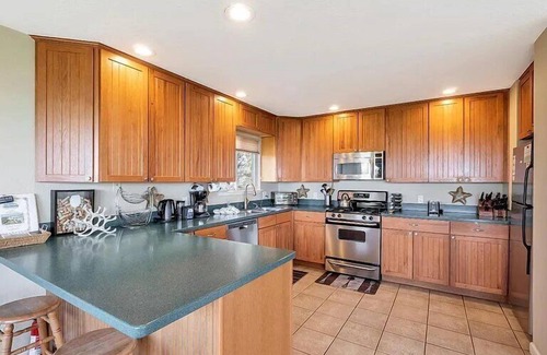 Bodega Bay House | 7th Heaven: Breathtaking Ocean Views and Family-Friendly Amenities