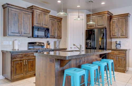 Washington House | Relaxing 4-Bed Condo with Pool Access Near Zion National Park
