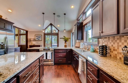 Fairplay House | Forest Private Alma Paradise: Dog-Friendly Retreat with Hot Tub