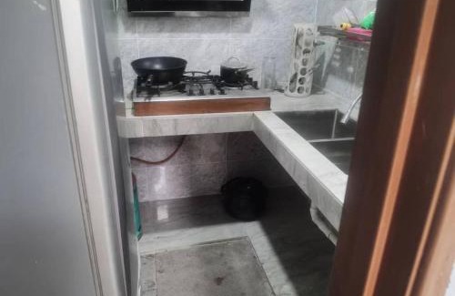Kuala Lumpur House | Convenient 8号房 with Kitchen, Laundry & Pet Friendly