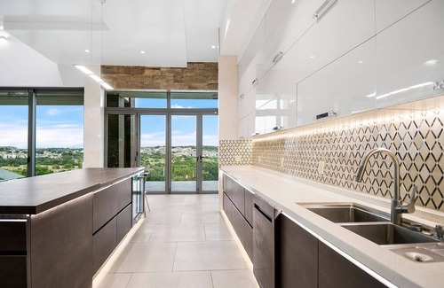 Stone Oak House | Modern 8 Bed Mega Mansion with Breathtaking Views
