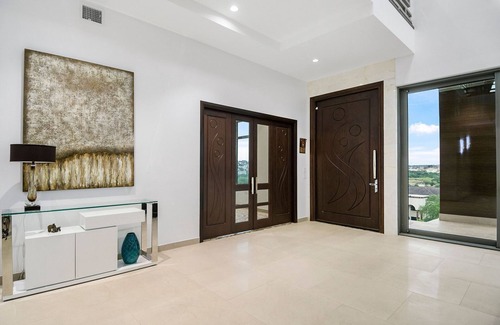 Stone Oak House | Modern 8 Bed Mega Mansion with Breathtaking Views