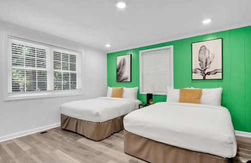Macon House | Relax at Macon Ranch: Pet-Friendly Retreat with Hot Tub