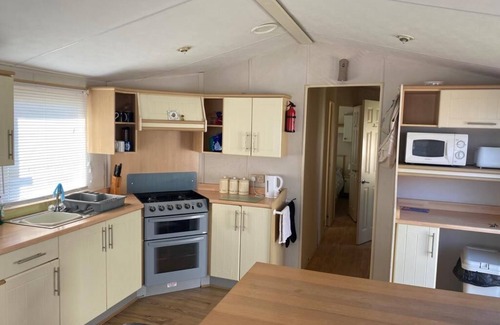 Clacton-on-Sea House | Pet-Friendly 8 Berth Caravan at Highfield Grange