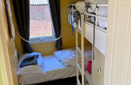 Skegness Cabin | 8 Berth Caravan-Ingoldmells-Dog Friendly