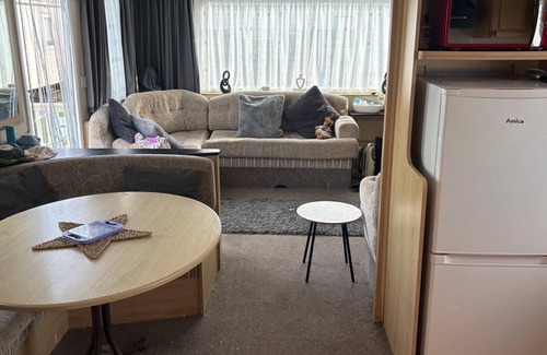 Skegness Cabin | 8 Berth,Dog friendly , Caravan, Ingoldmells
