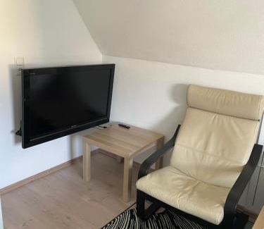 Memmingen Apartment | Oceanfront Double Room with Shared Bath and Great Reviews