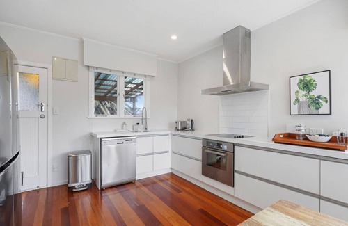 Eastern Beach House | Beachfront Oasis with Pool, Spa & 10/10 Guest Rating