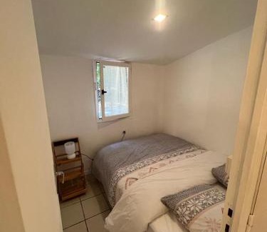 Saint-Aubin-de-Nabirat House | Gîte with Pool for 5 | Guest Rated 8.5/10 & Ocean View
