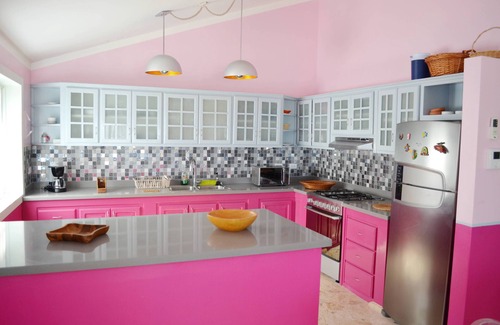 Bavaro Cottage | Beachfront Villa for 8: Private Beach & Pool Access