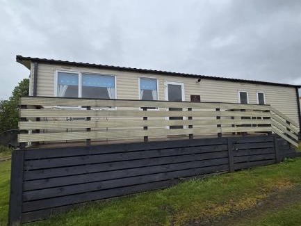 Balminnoch House | 8 Guests - Pet Friendly - Three Lochs Holiday Park