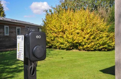 Dobwalls House | Experience 8 Horizon View: Pet-Friendly & Perfect for Families