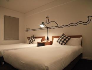 Fujisawa Hotel | Relax at 8 Hotel Shonan Fujisawa with Pool and Spa