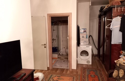Esenler Apartment | Convenient Stay with Driver Service and Family-Friendly Amenities