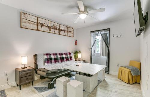 Eisenhower House | 8 Mi to Manatee Park Cozy Getaway in Lehigh Acres