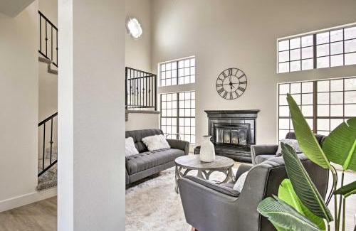 Glendale House | Family-Friendly Glendale Home Near Golf and Westgate