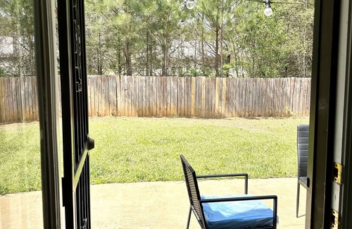 Fort Benning House | Relaxing Retreat: 8 Min to Fort Moore with Pool & Spa