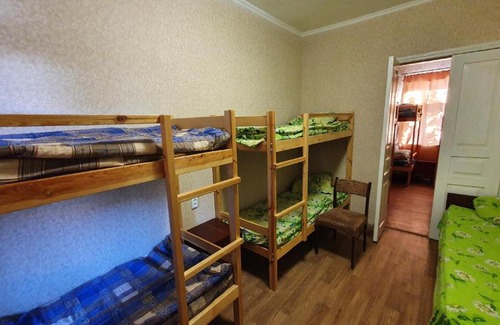 Uman House | Convenient Stay Just 8 Min from Raby Nahman, Child Friendly