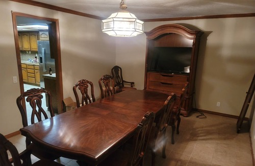 Hesperia House | Family-Friendly Stay: 8 Min to Mojave Forks Trailhead