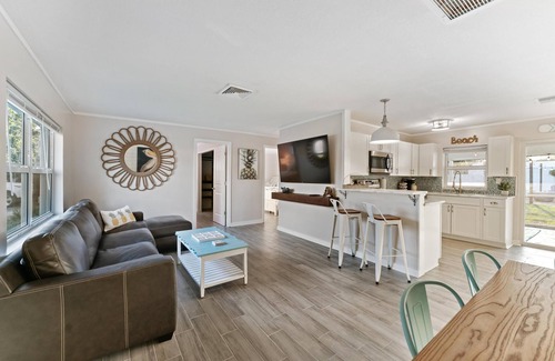 Jensen Beach House | Discover Relaxation: Hot Tub, Beach Access & Fire Pit