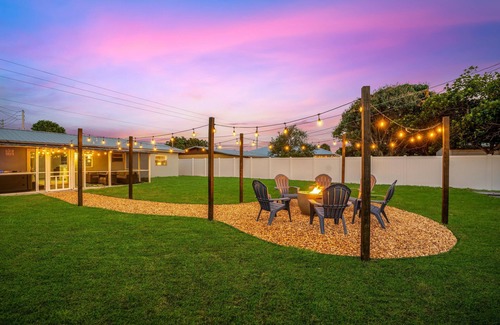 Jensen Beach House | Discover Relaxation: Hot Tub, Beach Access & Fire Pit