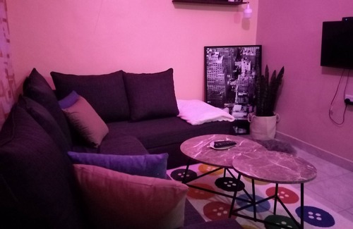 Naivasha House | Convenient Getaway Near Moi Southlake with Free Parking