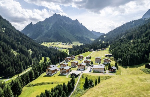 Gargellen Apartment | Spacious 8-Person Apartment at Landal Hochmontafon Resort