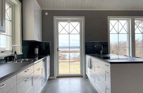 Uddevalla Municipality House | Perfect 8-Person Holiday Home in Uddevalla with Ocean View