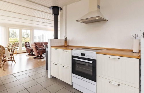 Helnæs By House | Ideal 8-Person Holiday Home with Ocean Views in Ebberup
