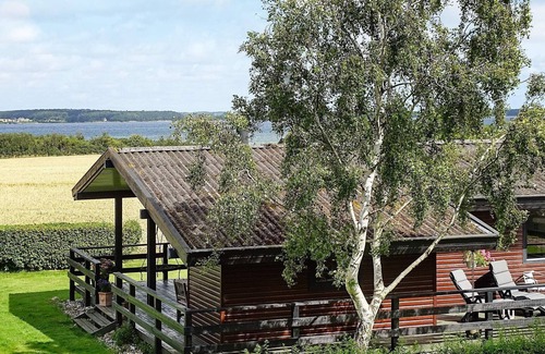 Vemmenæs House | Spacious 8-Person Holiday Home with Ocean View in Svendborg