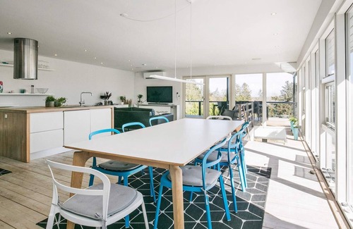 Tranum House | Ideal Holiday Home for 8 in Brovst with Breakfast Included