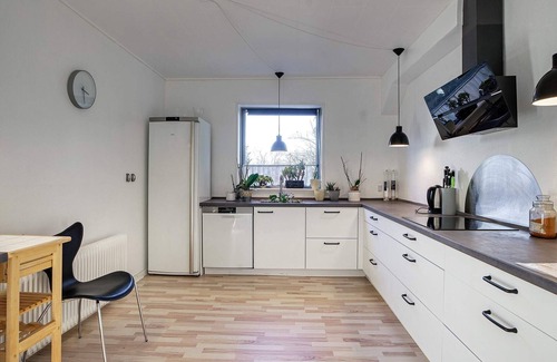 Nysted House | Spacious 8-Person Holiday Home with Kitchen in Nysted