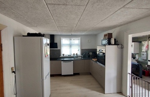 Roslev House | Ideal 8-Person Holiday Home with Ocean View in Roslev