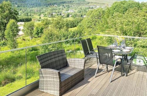 Stadlandet House | Family Haven: 8-Person Holiday Home in Åram