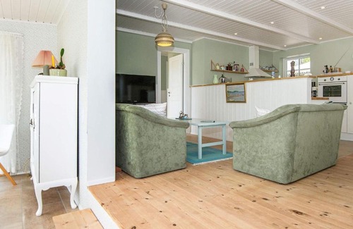 Femmøller House | Family-Friendly 8-Person Holiday Home in Ebeltoft