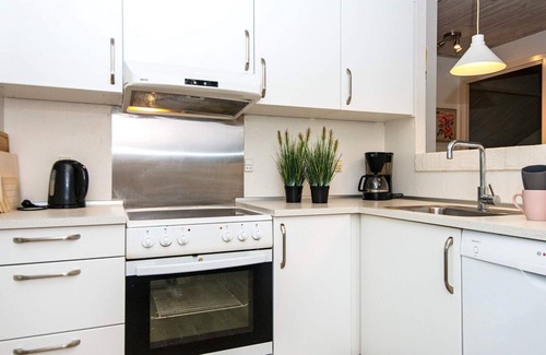 Bork Havn House | Spacious 8-Person Holiday Home in Hemmet with Ocean Views