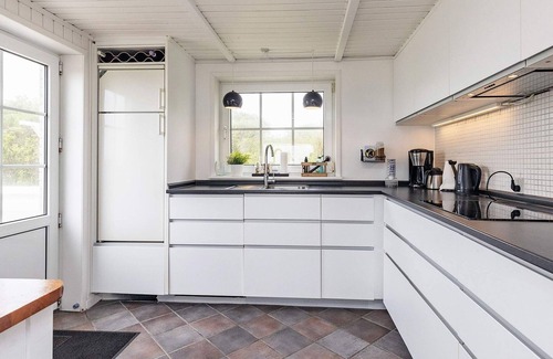 Nørre Lyngby House | Oceanfront Holiday Home for 8 in Beautiful Løkken
