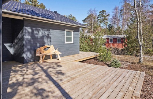 Dueodde House | Oceanfront 8-Person Holiday Home in Nexø - Top Rated Stay