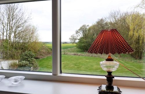 Fur House | Family-Friendly Holiday Home for 8 in Scenic Fur